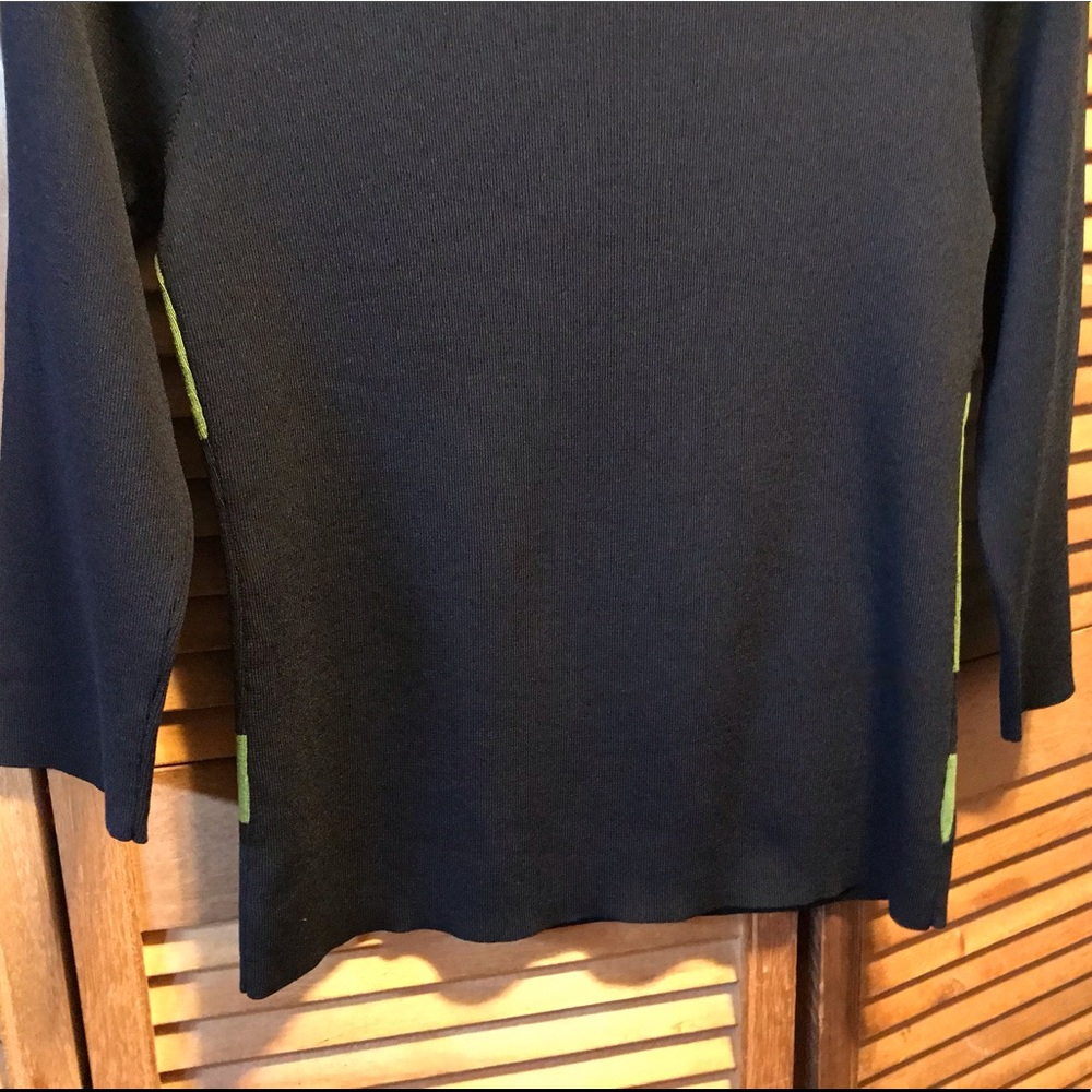 Finity Black & Green Stretch Top - Picture 8 of 8